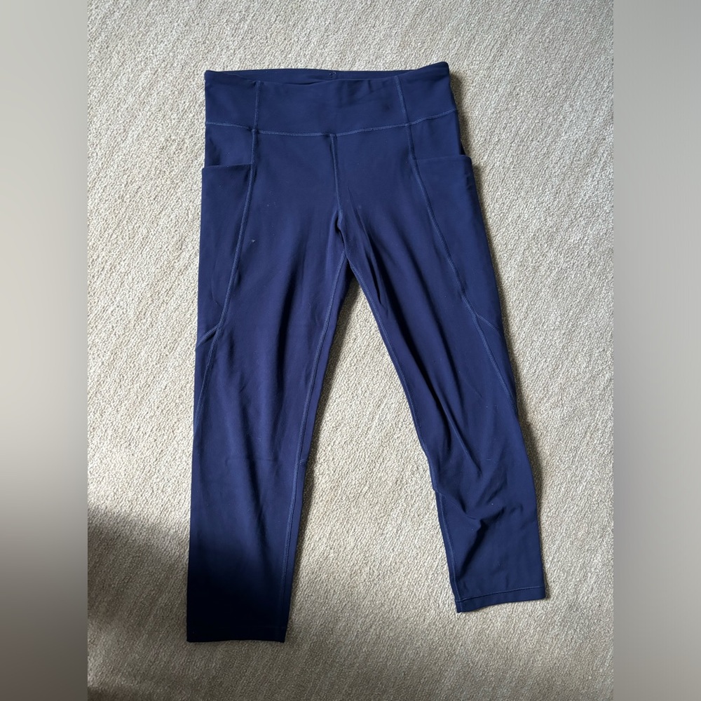 Girls Athleta Capris with pockets